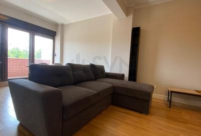 Apartament cu 3 camere decomandat, mobilat în Sisești
