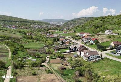 Teren de 2200 mp, în Central - 4