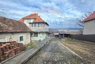 Casă cu 2 camere cu Teren 1440 Mp în Sud - 18