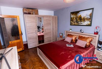 Apartament cu 3 camere decomandat în Babadag - 5