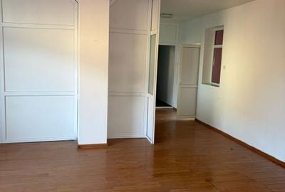 Casă cu 4 camere cu Teren 500 Mp în Craiovița Nouă - 12
