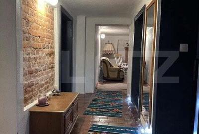 Casă cu 5 camere cu Teren 600 Mp în Elisabetin