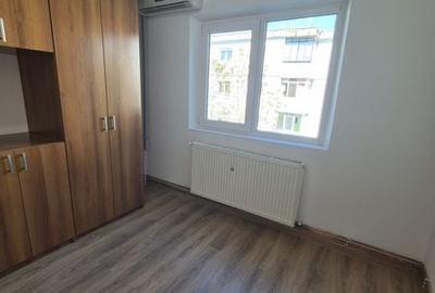 Apartament cu 2 camere decomandat în Mihai Bravu - 4