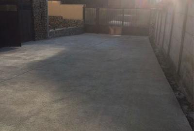 Casă cu 3 camere cu Teren 300 Mp în Central - 1