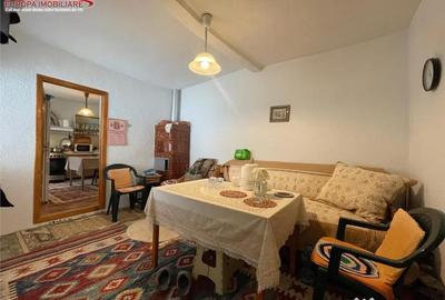 Casă cu 3 camere cu Canalizare în Niculițel - 10