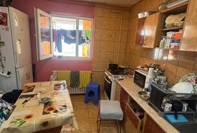 Apartament cu 2 camere decomandat în Apărătorii Patriei - 7