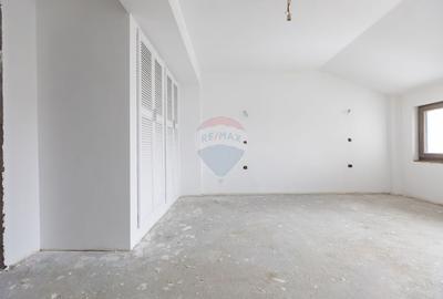 Casă cu 4 camere cu Teren 500 Mp în Gherăiești - 13