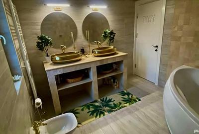 Casă cu 4 camere cu Teren 327 Mp în Central - 2