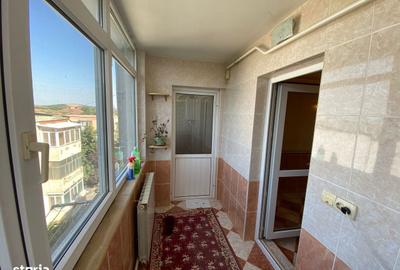 Apartament cu 3 camere în C5 - 13
