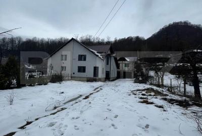 Casă cu 7 camere cu Teren 810 Mp în Bărbulețu - 3