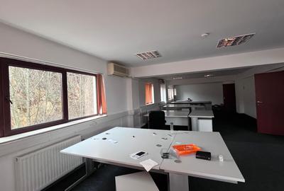 Spatiu Pentru Birouri 232 mp - Zona Racadau - cod 5232 - 5