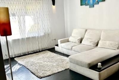 Apartament cu 2 camere nedecomandat, mobilat în Parcul Carol