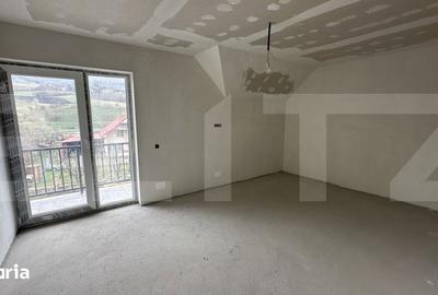 Casă cu 5 camere cu Teren 1000 Mp în Feleacu - 3