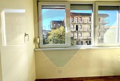 De inchiriat apartament cu 4 camere, zona Dacia - 8