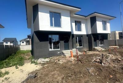 Casă cu 3 camere cu Canalizare în Central - 4