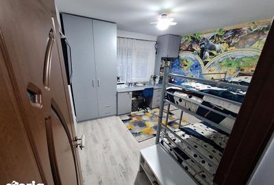 Apartament cu 3 camere în Gară - 1