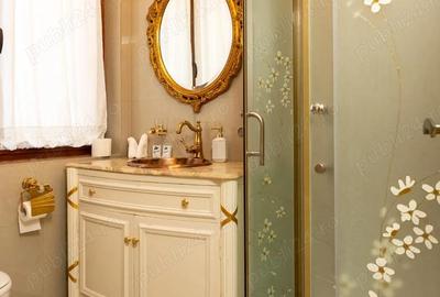 Casă cu 7 camere cu Teren 393 Mp în Zamora - 6