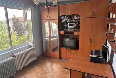 Apartament cu 2 camere nedecomandat în Nufărul - 6