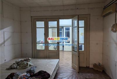 Calea Ferentari casa 4 camere 92mp,teren 200mp,toate utilitatille - 1