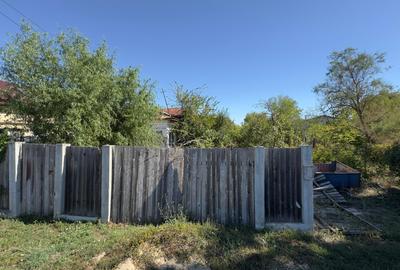 Teren Intravilan 5056 mp | Floresti - Stoenesti | Stradal | 30e mp - 3