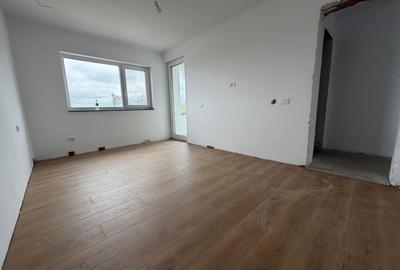 Casă cu 4 camere în Valea Adâncă - 8