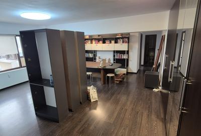 Apartament 4 camere inchirere Iuliu Maniu, Lujerului pretabil birouri / locuinta