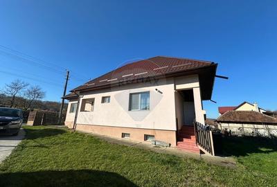 Casă individuală cu 3 camere cu Teren 2500 Mp în Benesat - 7