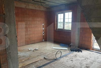Casă cu 3 camere cu Teren 306 Mp în Urseni - 11