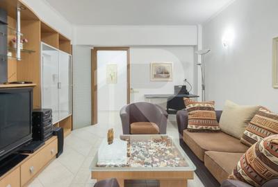 Vanzare apartament 3 camere – Ultracentral, Bloc Scala, Bd. Magheru - 2