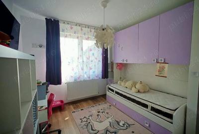 Apartament cu 3 camere decomandat în Rulmentul - 9