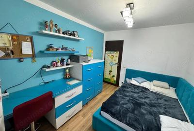 Apartament cu 3 camere decomandat în Rovine - 7