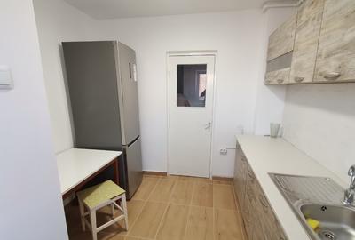Apartament cu 2 camere decomandat în Hipodrom 3