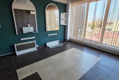 Birou, de 15 mp, în Inel II - 3