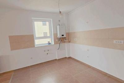 Apartament cu 3 camere decomandat în Tractorul - 12