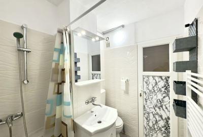 Garsonieră decomandată în Central - 2