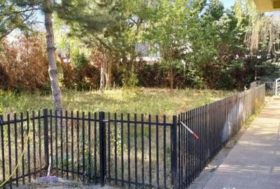 Casă cu 7 camere cu Teren 700 Mp în Central - 3