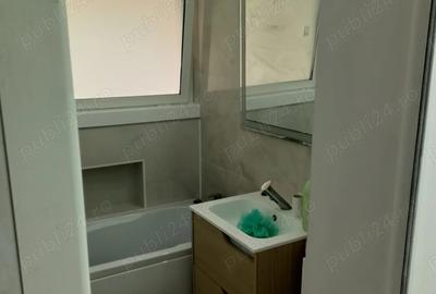 Inchiriez apartament 3 camere - 4