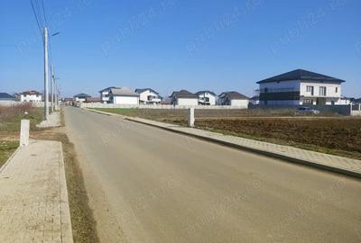 Teren de 567 mp, în Dragomirești-Deal - 2