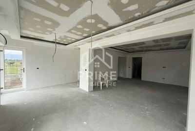 Casă cu 5 camere cu Teren 710 Mp în Ciugud - 11