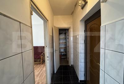 Apartament cu 2 camere, decomandat, zona 8 Mai - 3