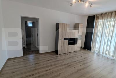 Apartament cu 2 camere, cetate, etajul 1