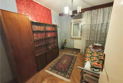 FAVORIT - 3 CAM - CENTR. PROPRIE - PARTER INALT - APROAPE DE CENTRU - 3