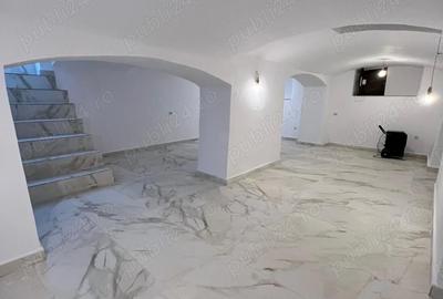 Spațiu comercial, de 91 mp, în Central - 9
