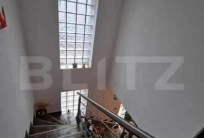 Casă cu 5 camere cu Teren 1000 Mp în Central - 3