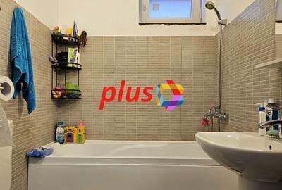 Oportunitate - Apartament cu trei camere in vila, zona Tractorul 70 mp - 18