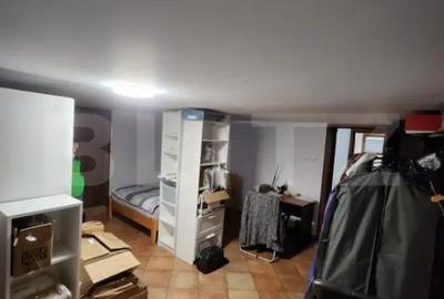 Casă cu 5 camere cu Teren 364 Mp în Central - 14