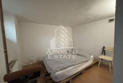 Casă individuală cu 3 camere în Spitalul Județean - 12