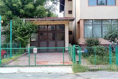 Spațiu comercial, de 35 mp, în Central - 1