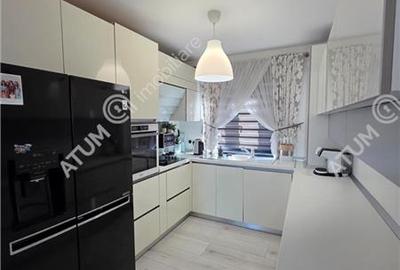 Casă cu 4 camere cu Canalizare în Șelimbăr - 10