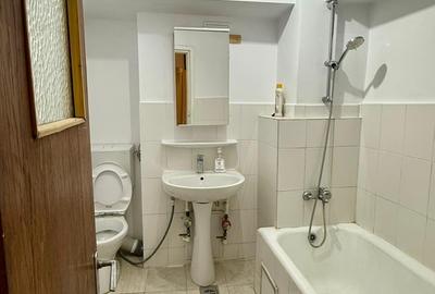 Apartament cu 3 camere decomandat în Drumul Taberei - 2